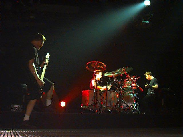 Photo gallery from the gig in Oldenburg, Germany shot on November 5, 1996